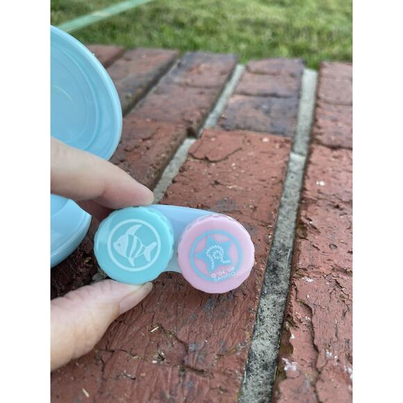 Sanrio Chi Chai Monchan Travel Contact Case Hard To Find Rare 2008 Y2K - Picture 2 of 9